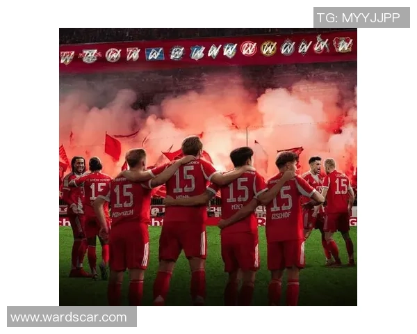 足总杯决赛：拜仁凭补时绝杀力克巴黎圣日耳曼全场沸腾解析