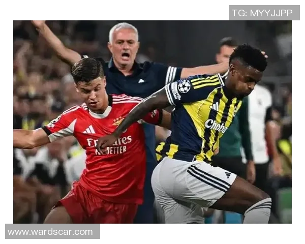 热刺逆转本菲卡5-1晋级世界杯补时进球引发争议判罚全场沸腾