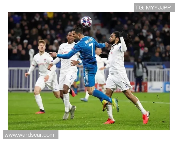 国王杯精彩对决尤文图斯逆转里昂战术解析与精彩瞬间回顾 国王杯精彩对决尤文图斯逆转里昂战术解析与精彩瞬间回顾