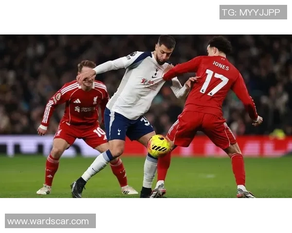 德甲激战：利物浦险胜阿森纳乌龙球成关键瞬间战术解析