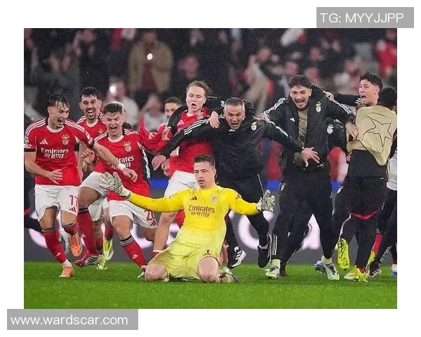 足总杯精彩对决本菲卡与热刺战成平局乌龙球成比赛转折点引发转会热议