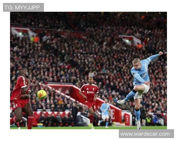 足总杯波尔图与热刺激战成平局绝杀瞬间引发全场热烈反响与十大精彩进球回顾